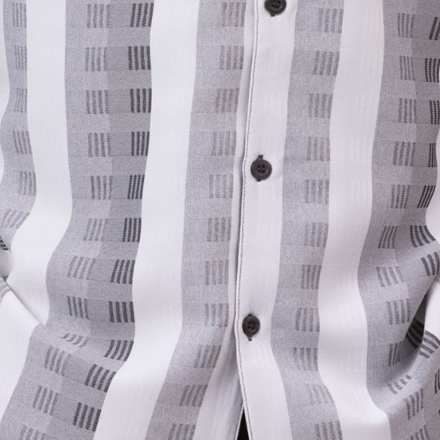 close up of the Mens grey plaid short pants walking suit summer set