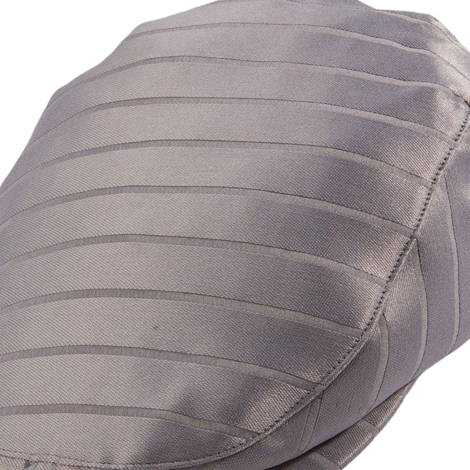 Side view grey ivy cap showing textured fabric and curved brim