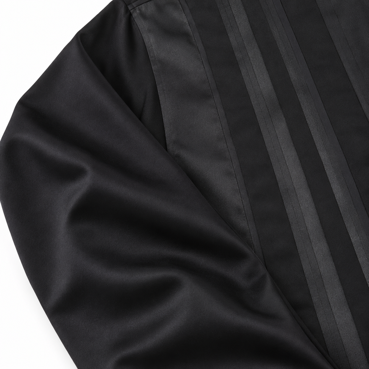 Montique black walking suit smooth sleeve and tonal stripe detail