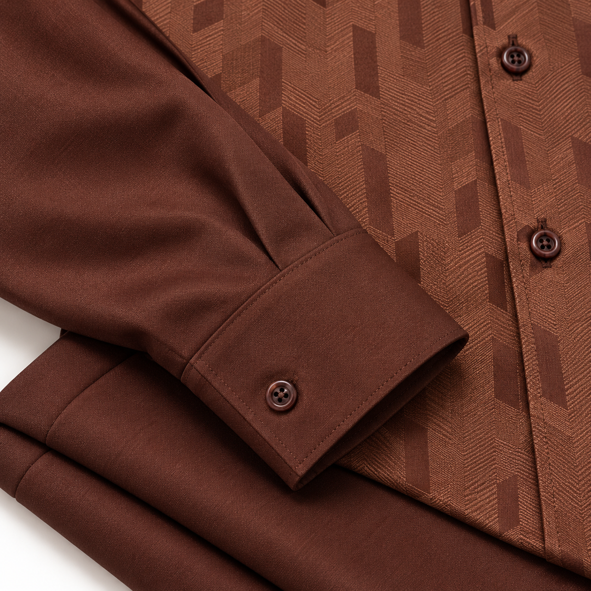 Montique brown geometric walking suit single-button cuff and matching trouser fabric detail