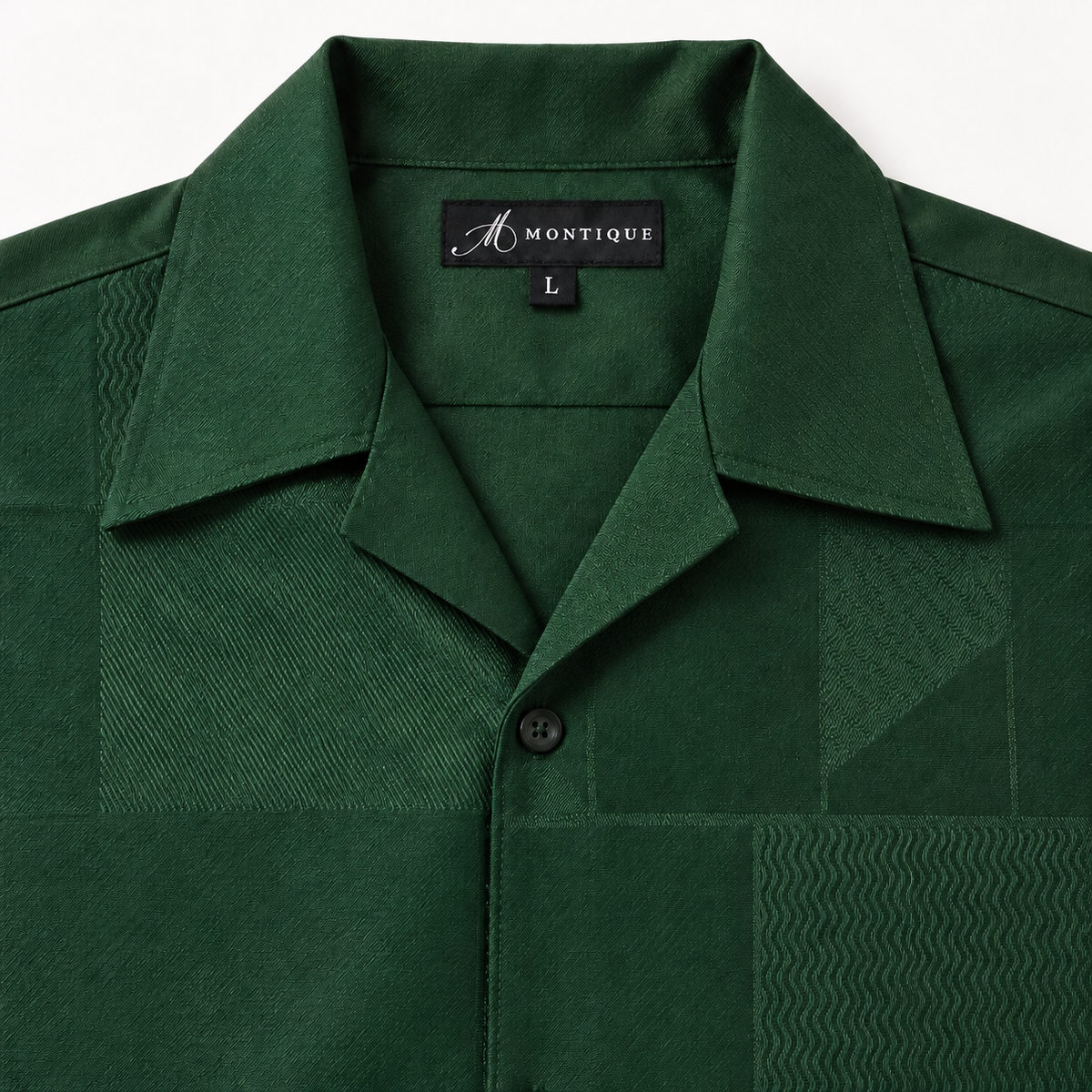 Montique hunter tonal patchwork walking suit open collar label detail