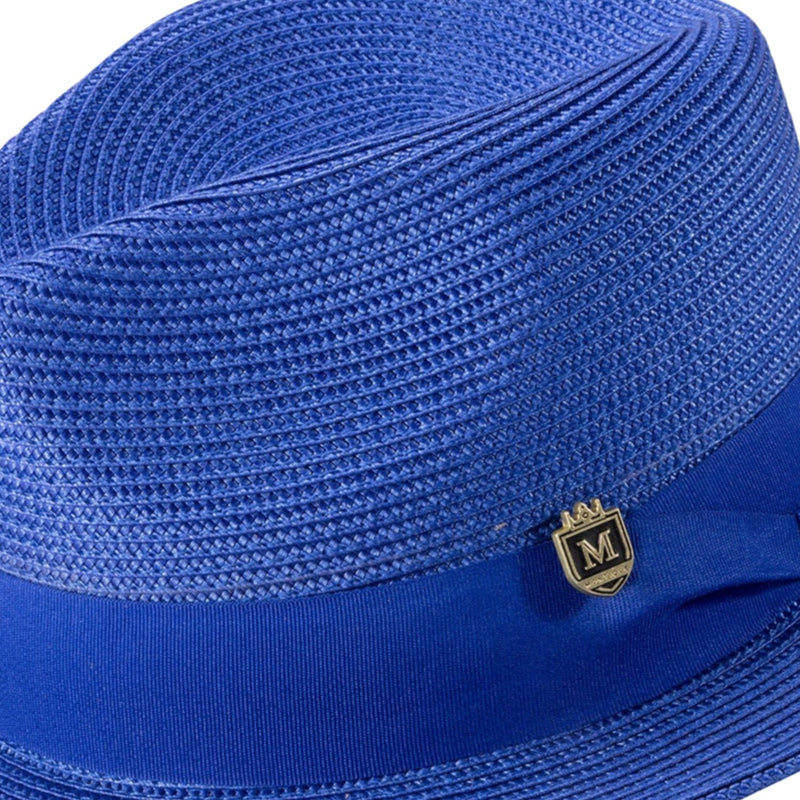 Rich texture. Lightweight feel.