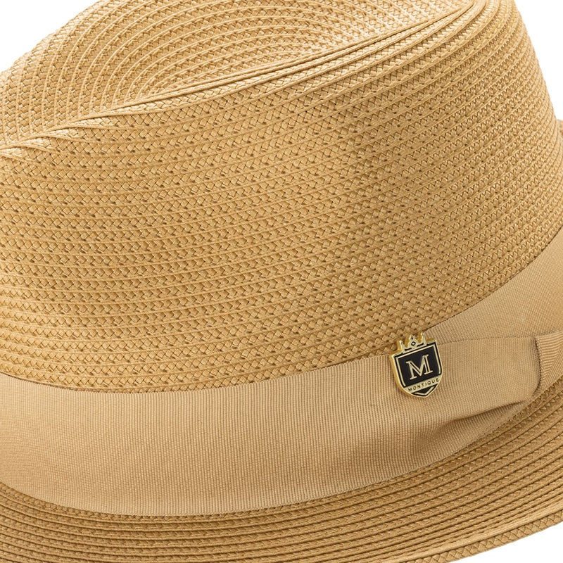 Rich texture. Lightweight feel.