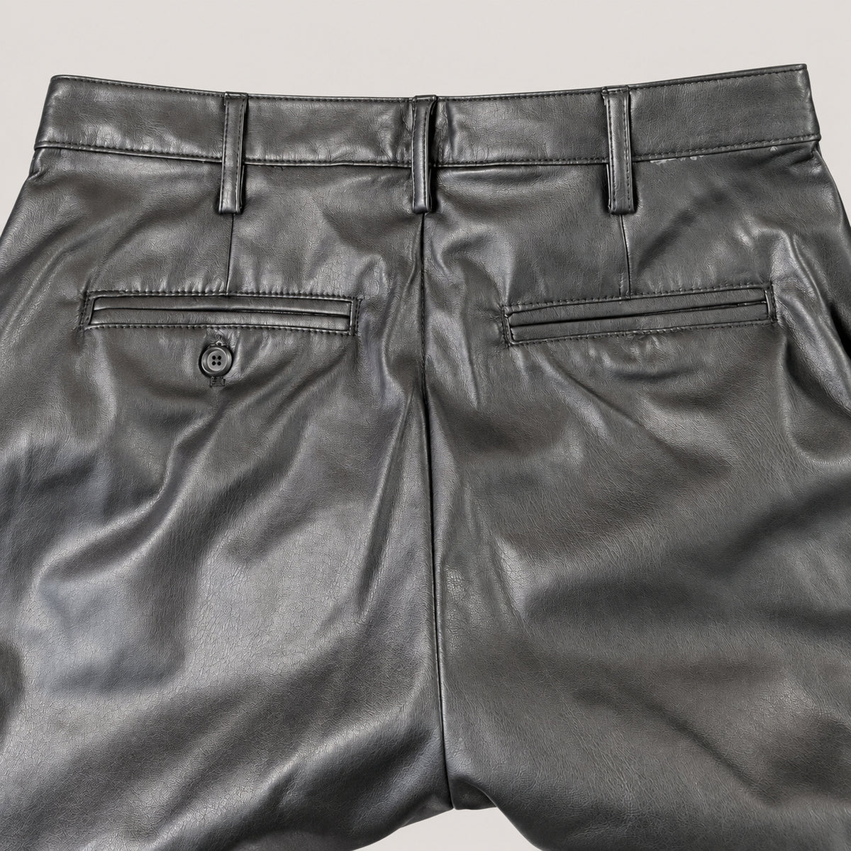 Black Montique P026 Back pocket detail